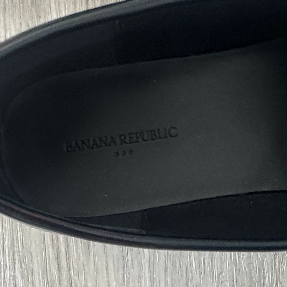 Banana Republic Black Leather Loafers - Picture 3 of 5
